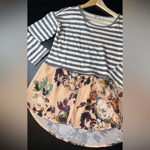 Anthropologie 9-HI5-SCL Striped Silky Floral bottom  Top Size Medium GUC